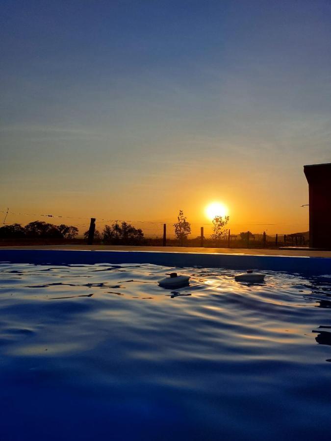 Pousada O Canto Da Seriema Nobres Esterno foto